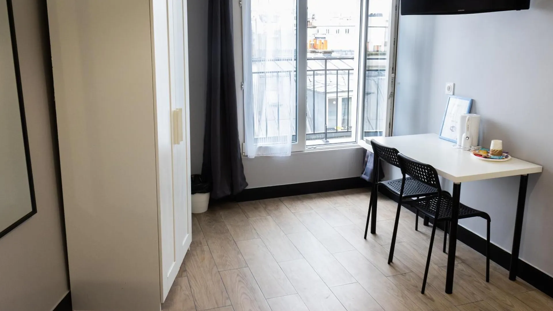 Luxia Hotel Parijs